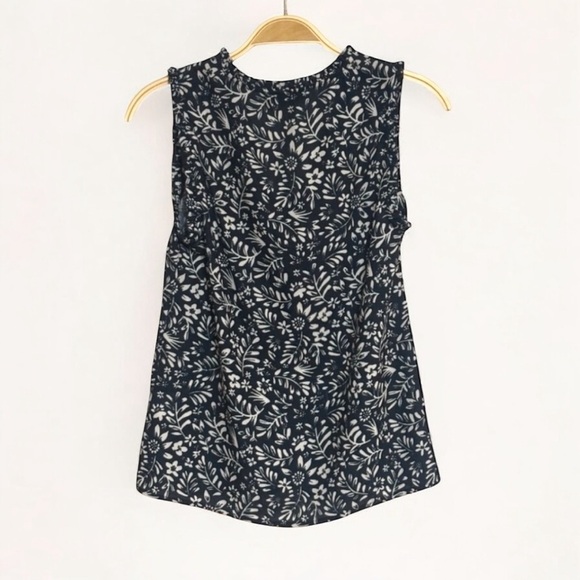 ModCloth Floral Ruffle Blouse - Picture 2 of 14